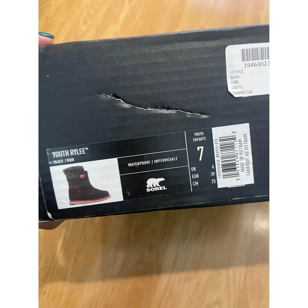 Sorel brand new